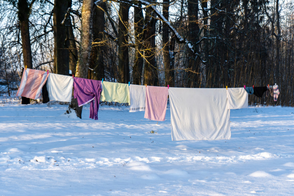 air dry your clothes in the winter